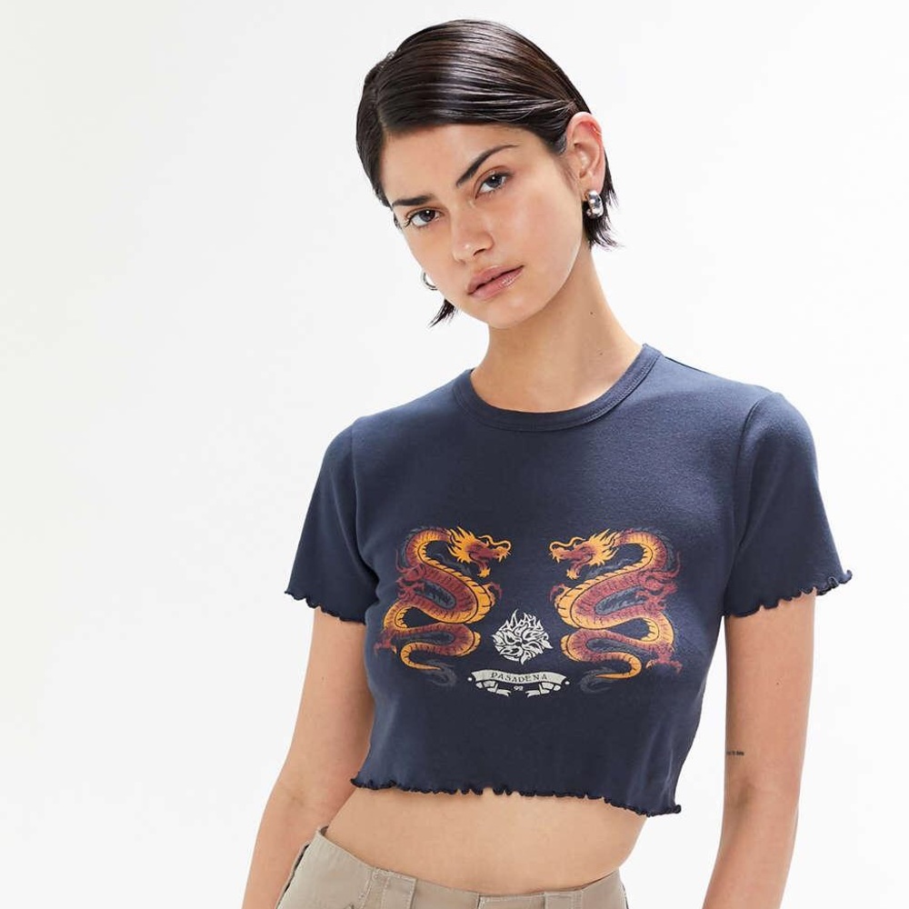 Dragon lettuce edge crop tee 🐉